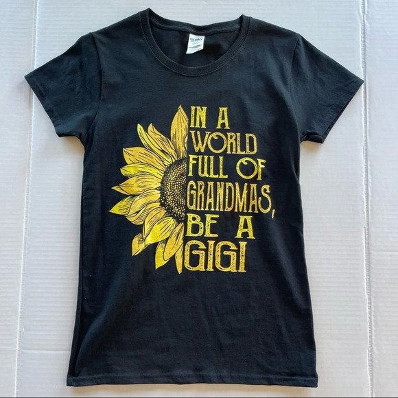 Women Black T-Shirt size Small - Picture 1 of 6